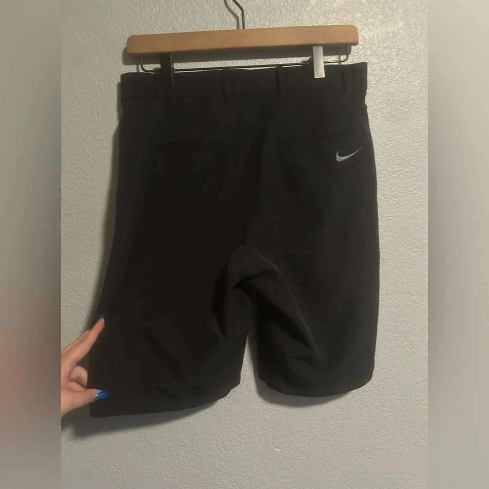 Men’s Nike golf shorts